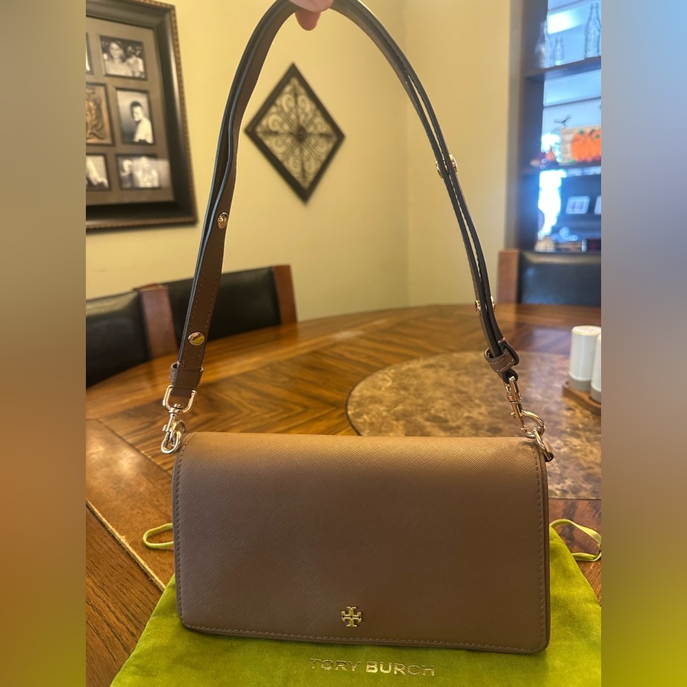 Tory Burch Emerson Convertible Straps EUC